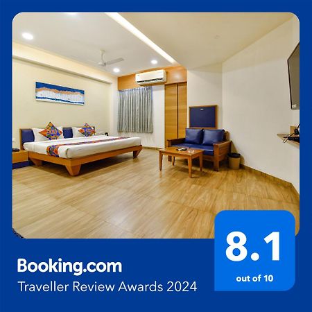 Fabhotel Prime Grand Unity, Changodar Ahmedabad Eksteriør billede