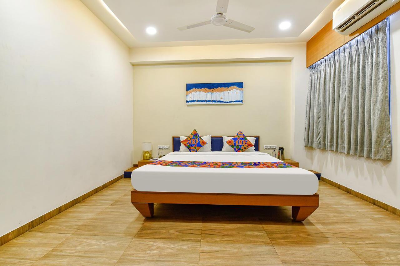 Fabhotel Prime Grand Unity, Changodar Ahmedabad Eksteriør billede