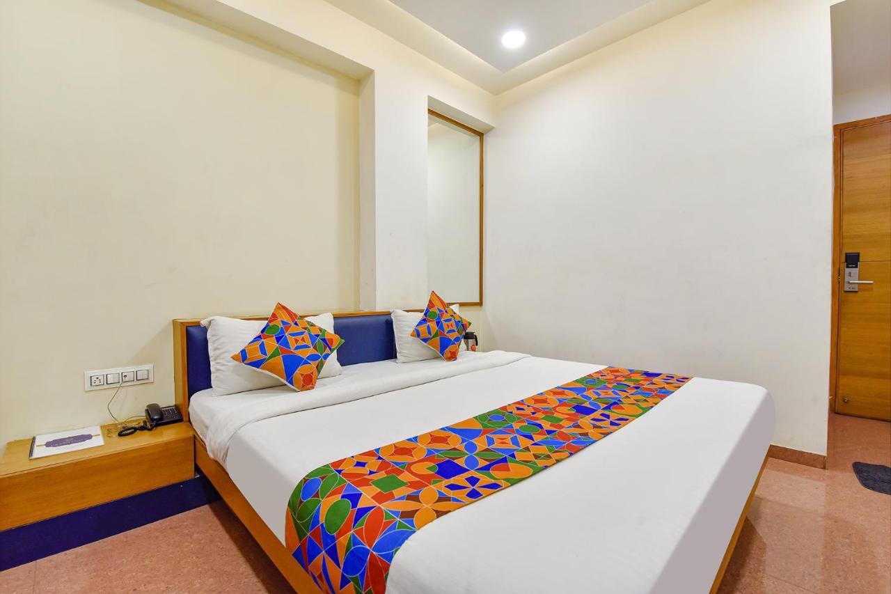 Fabhotel Prime Grand Unity, Changodar Ahmedabad Eksteriør billede