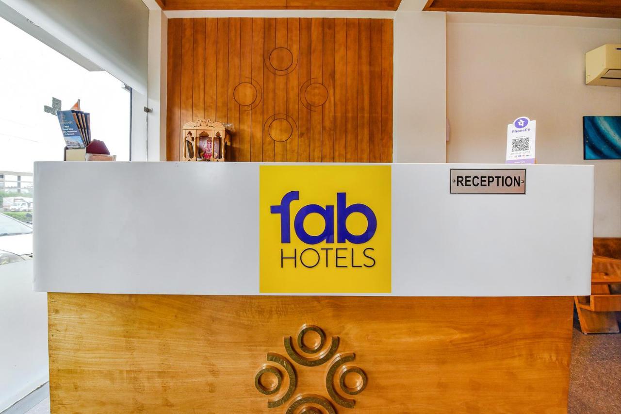 Fabhotel Prime Grand Unity, Changodar Ahmedabad Eksteriør billede