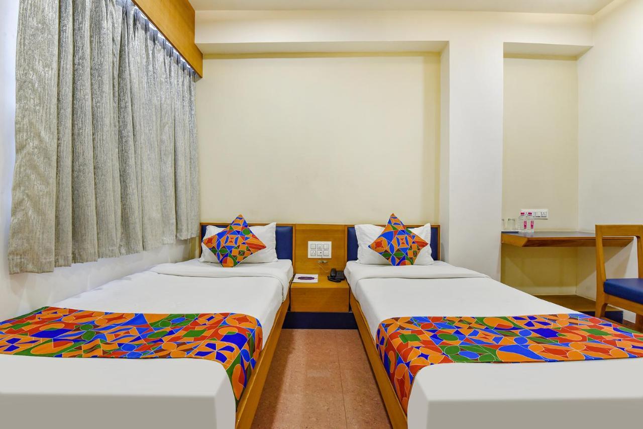 Fabhotel Prime Grand Unity, Changodar Ahmedabad Eksteriør billede