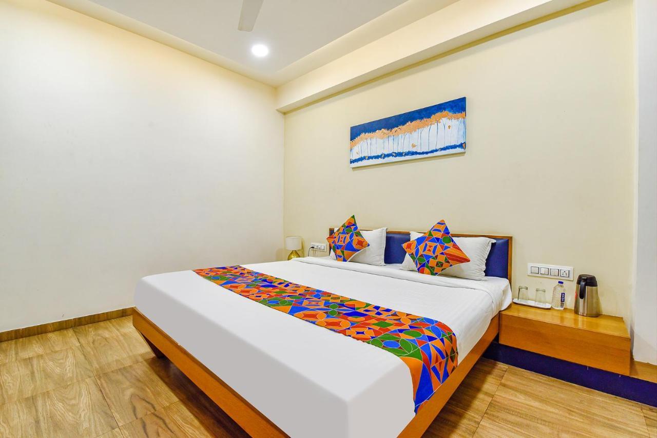 Fabhotel Prime Grand Unity, Changodar Ahmedabad Eksteriør billede